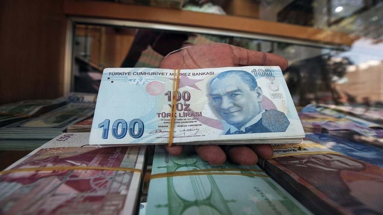أسعار محدثة.. الليرة التركية اليوم مقابل الدولار 15 شباط 2021
