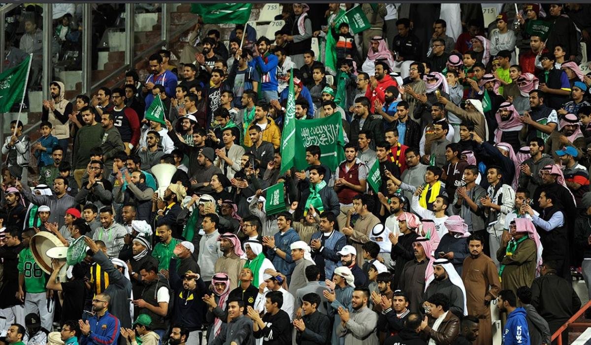 عودة جماهير كرة القدم الى المدرجات في السعودية