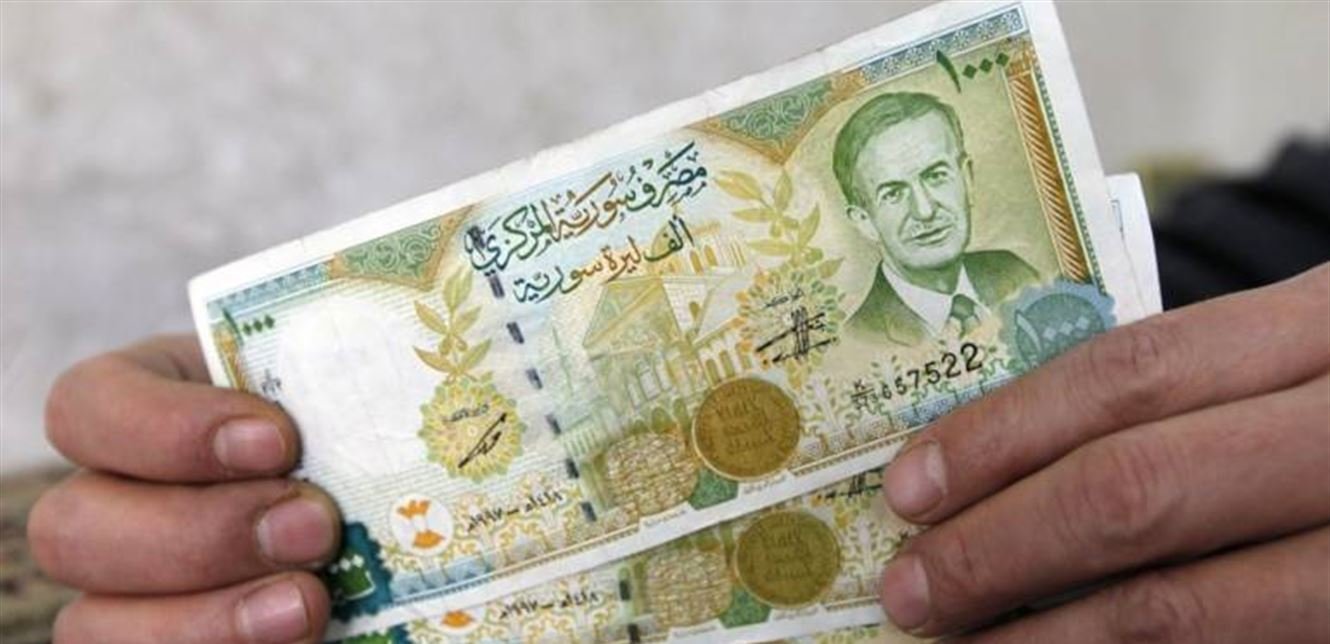 كم تساوي الليرة السورية أمام الدولار اليوم 4 اذار 2021